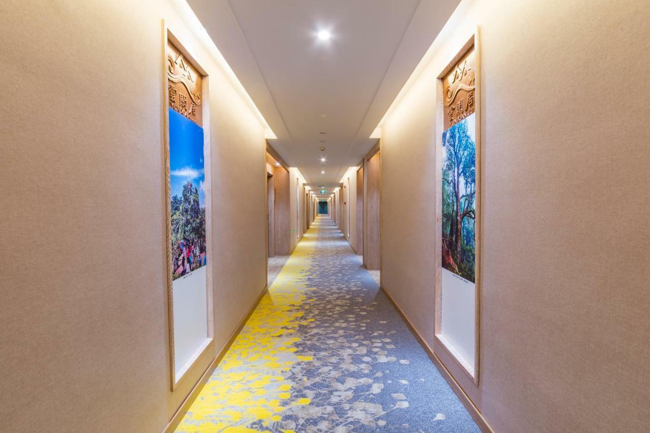 Yunxianju Tea Culture Theme Hotel Kunming Exterior photo