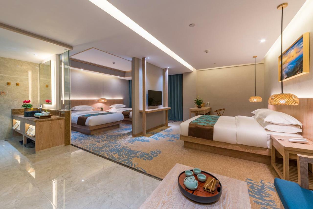 Yunxianju Tea Culture Theme Hotel Kunming Exterior photo