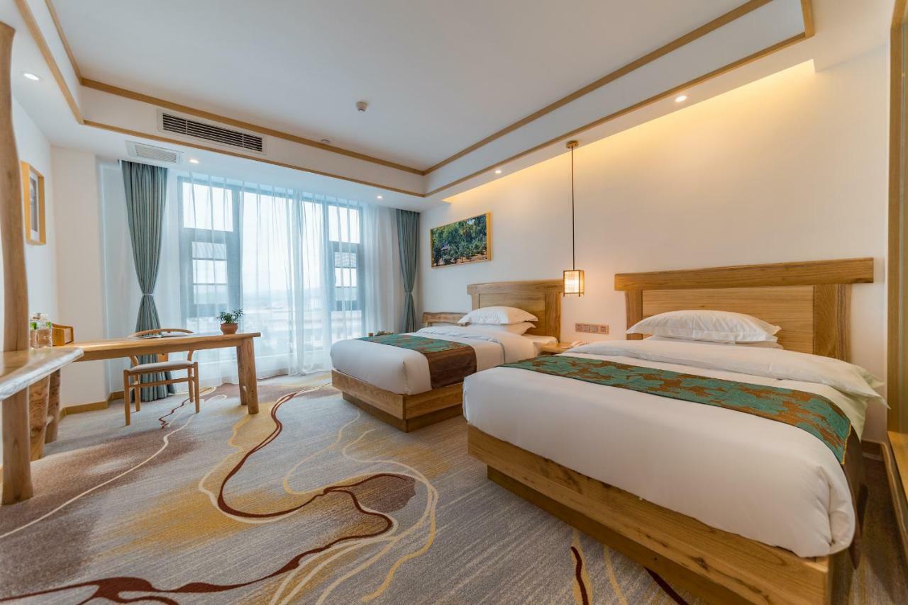 Yunxianju Tea Culture Theme Hotel Kunming Exterior photo