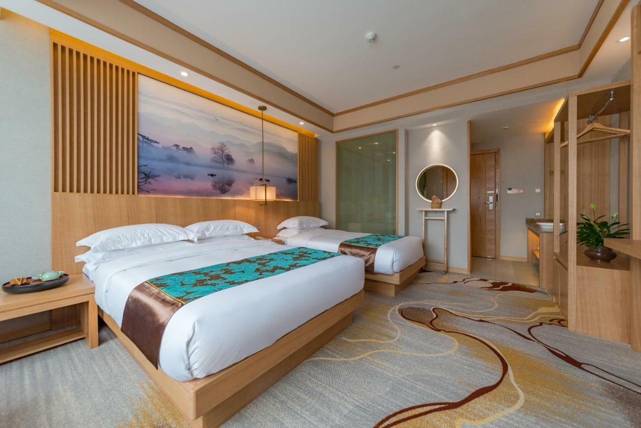 Yunxianju Tea Culture Theme Hotel Kunming Exterior photo